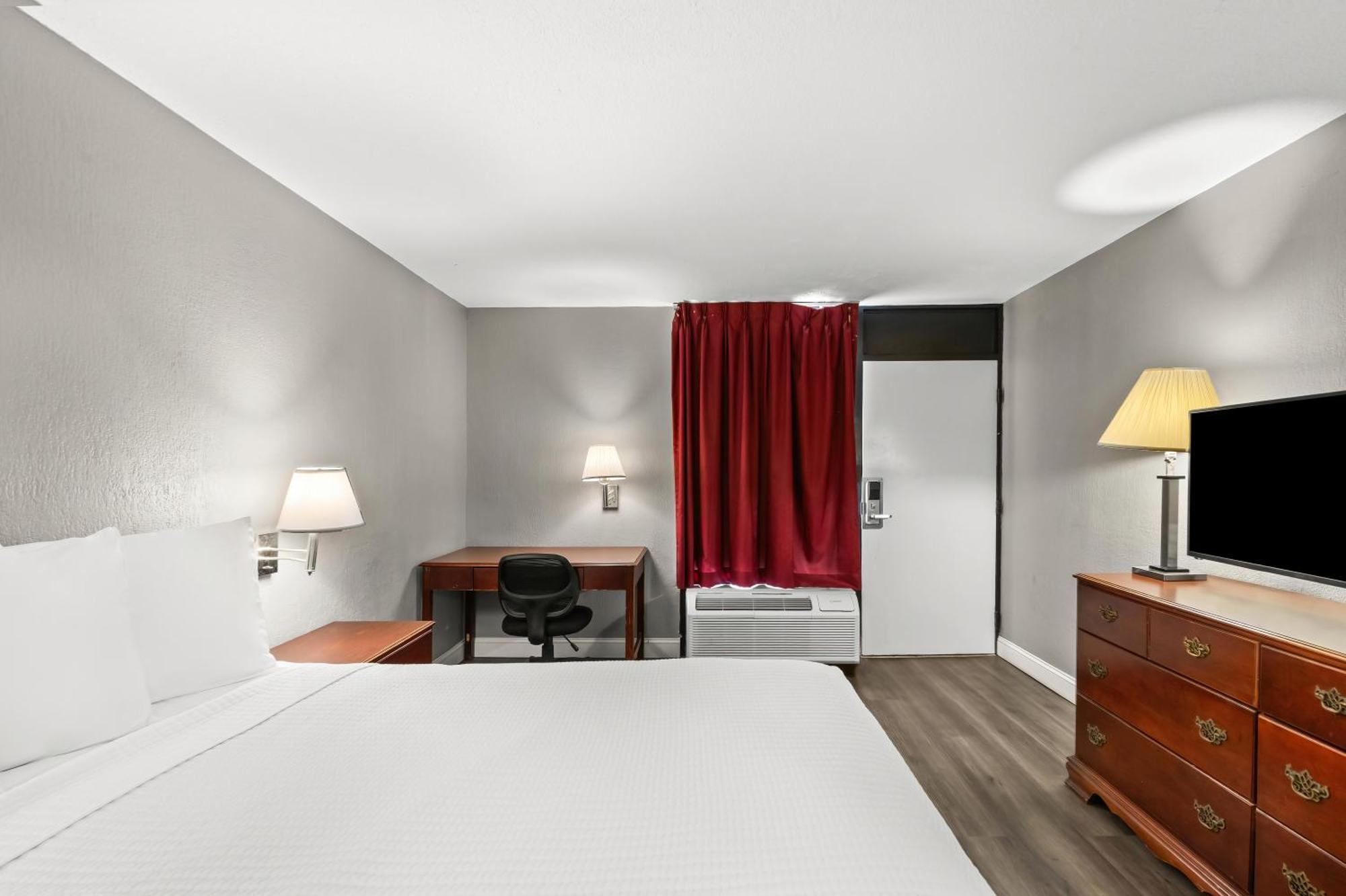 Knights Virginia Lynnhaven Hotel 2*